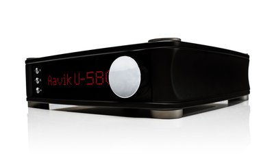 The new Amplifier Aavik U-580 from the Side 