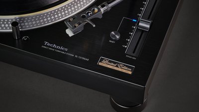 Technics SL-1210 Special Edition Detail