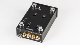 Adjustable to a wide range of MC pickups, the Ultimate-MC phono preamp operates purely passive