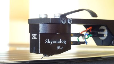 Skyanalog P1 – Action