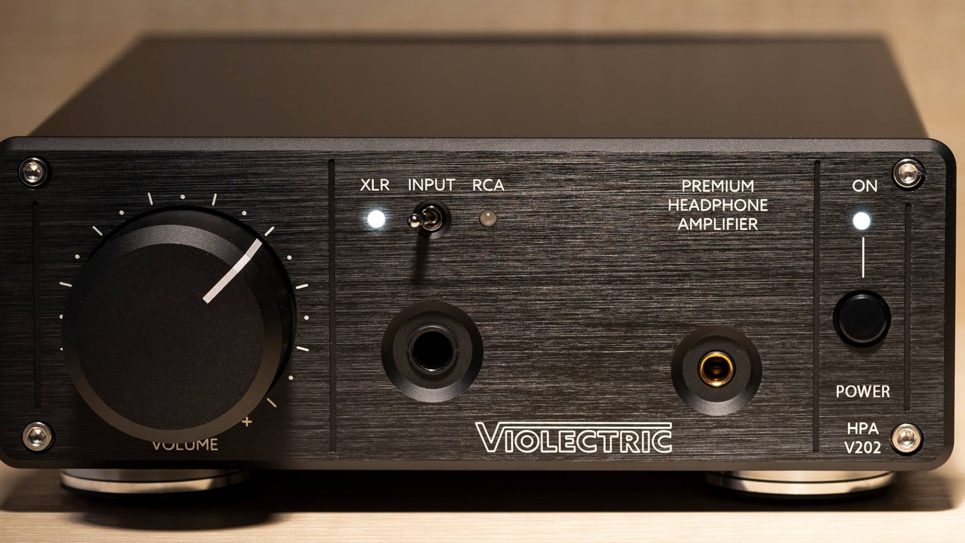 Violectric HPA-V202 Frontal View (Image Credit: cma / Violectric)