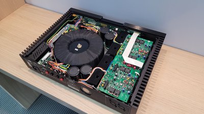 Naim Classic 200 power amplifier from the inside